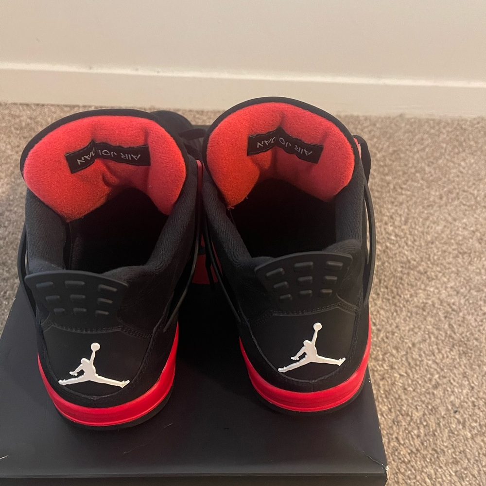 Air Jordan 4 Retro Red Thunder